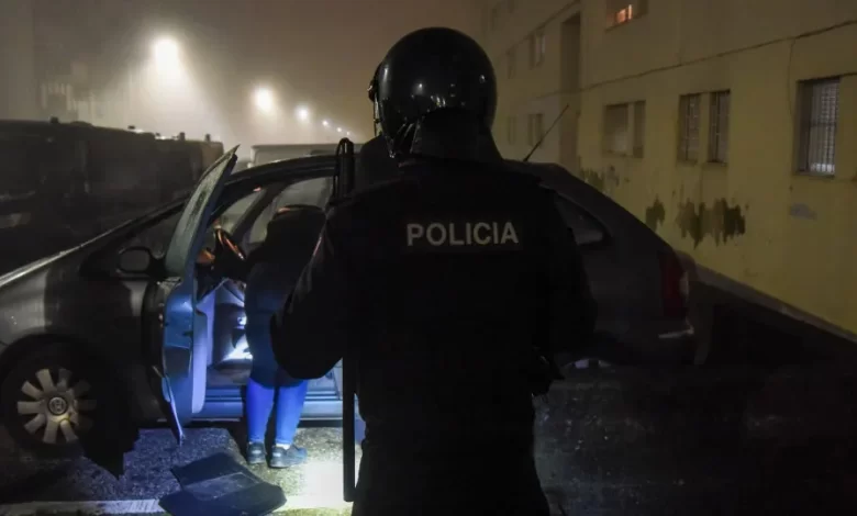 Tiroteio no Bairro do Zambujal obriga a 'fechar' local. Haverá detidos