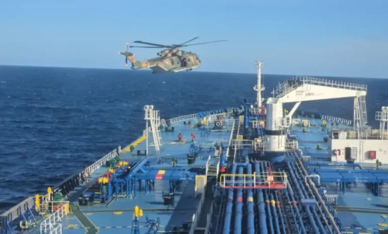 Tripulante com "indícios de AVC" resgatado de navio ao largo da Figueira