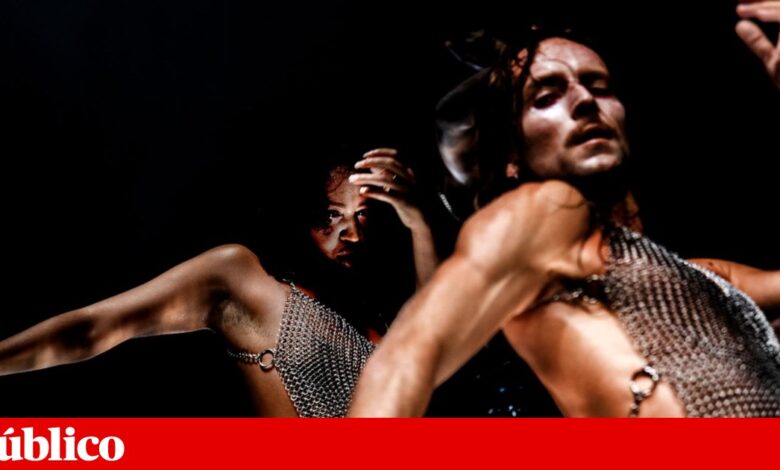 Um vulcão em erupção, o Papa e muita neve: estas são as melhores fotografias da semana