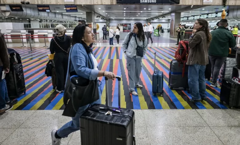Venezuela: Principal aeroporto continua a funcionar após anúncio de Trump