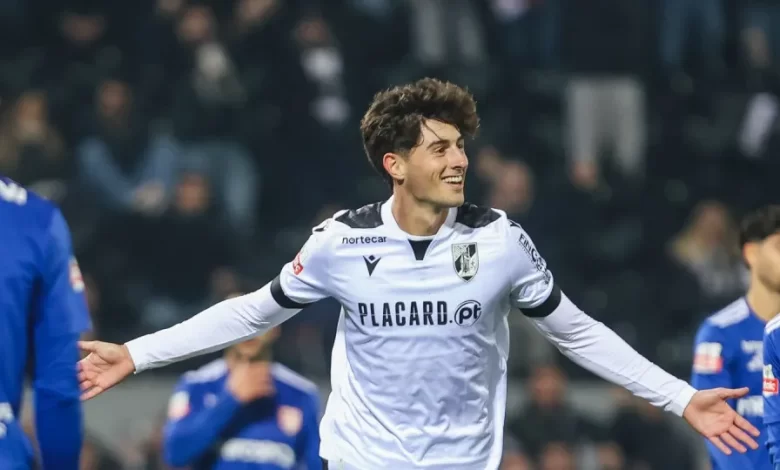 Vitória SC tira barriga de misérias, arrasa AVS e aproxima-se da Europa