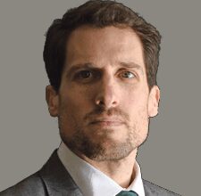 <em>Baby steps</em> para o SNS