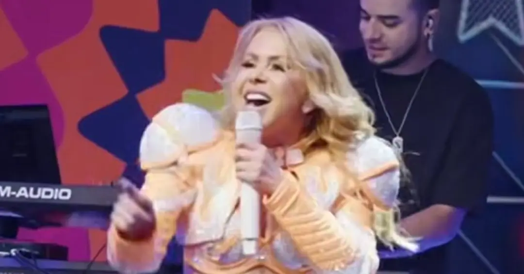 Joelma é assediada durante show em Belém