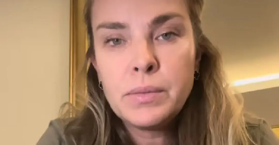 O recado de filho de Letícia Birkheuer à atriz após acusações