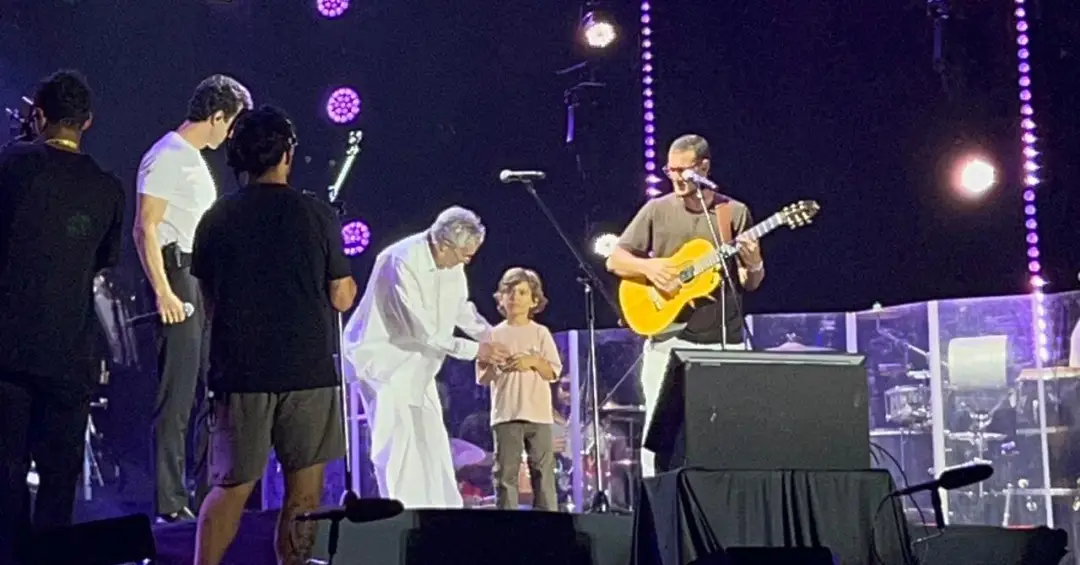 Como Caetano Veloso lidou com ‘birra’ de neto durante Festival de Verão