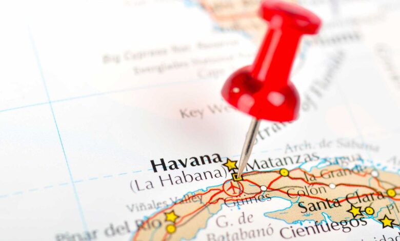 Estados Unidos anunciam dois voos humanitários para Cuba em plena tensão