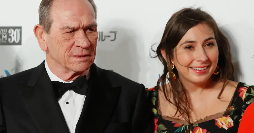Ligação levanta suspeita sobre morte de filha de Tommy Lee Jones