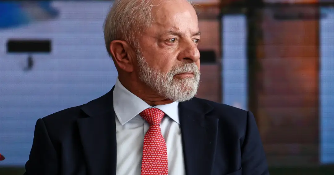 Médico explica cirurgia realizada por Lula