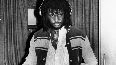 Morre Sly Dunbar, lenda do reggae, aos 73 anos