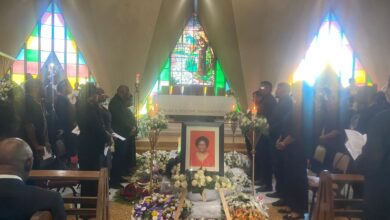 Velório de Luísa Diogo decorre na igreja Santo António da Polana