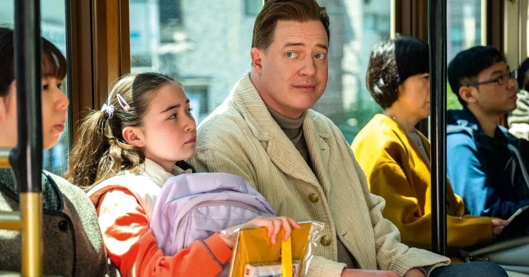 ‘Família de Aluguel’: filme com Brendan Fraser celebra relações humanas