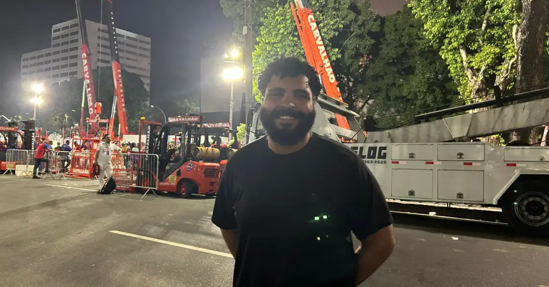 Paulo Vieira sobre viver Lula na Sapucaí: ‘orgulho do meu pai’
