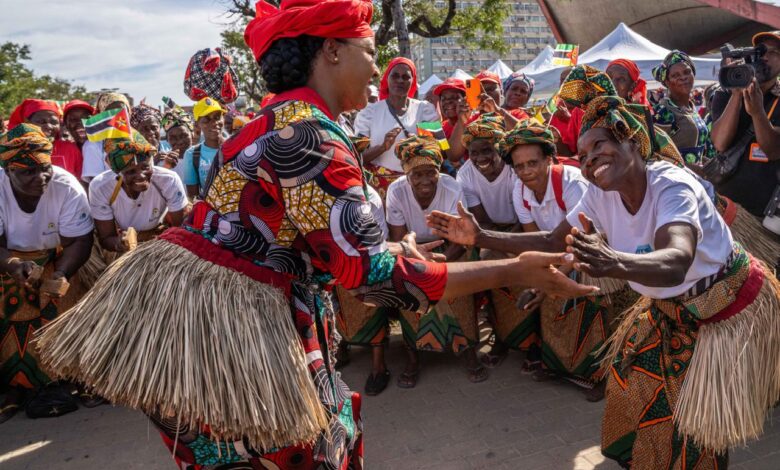 Primeira-Dama mobiliza mulheres a apoiar vítimas das cheias