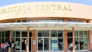 Vandalizada Biblioteca Central Brazão Mazula na UEM