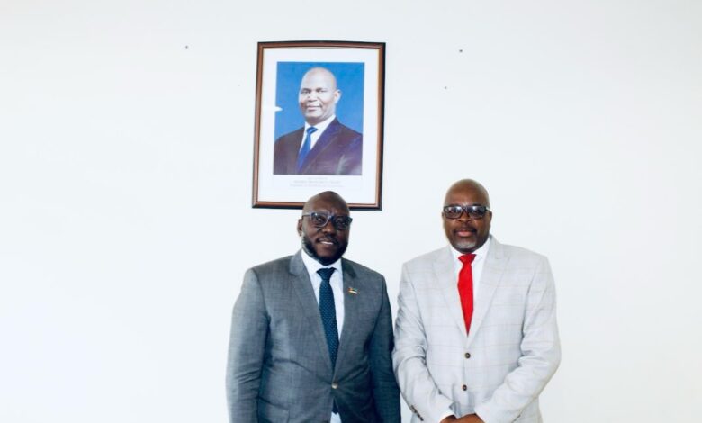 Caifadine Manasse e Ausc abordam revisão do Plano Estratégico do Desporto