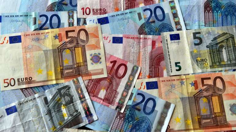 EM PORTUGAL: Desmantelado esquema de envio ilícito de dinheiro para os PALOP