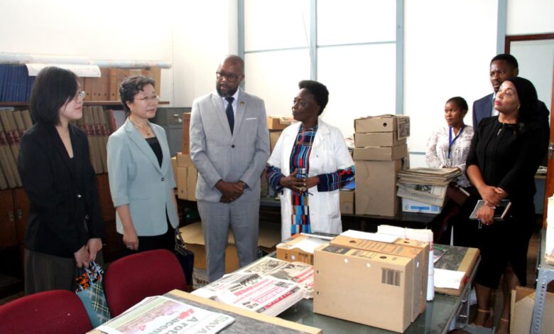 Embaixadora chinesa visita AIM e projeta nova dinâmica de cooperação institucional