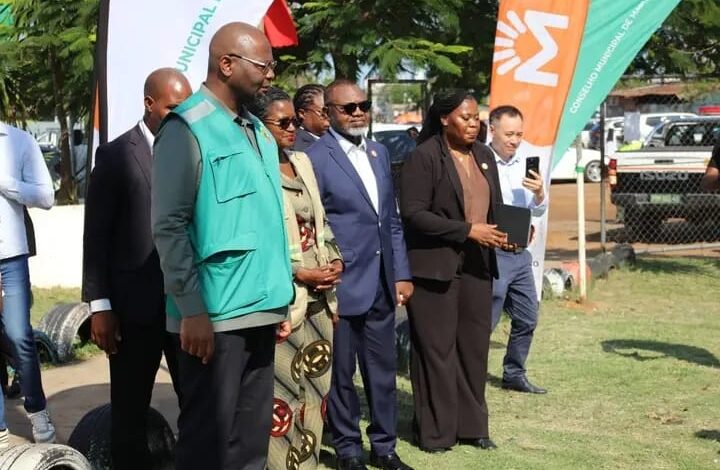 Entregues em Maputo 20 praças digitais