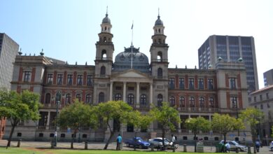 Pretória inicia audições de 12 oficiais da polícia acusados de corrupção