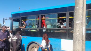 Autocarro municipal minimiza crise de transporte em Xai-Xai