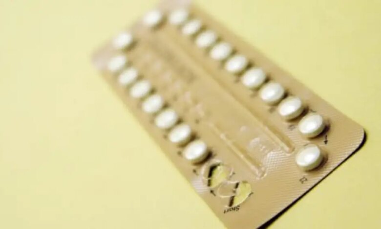 Estudo associa certos contraceptivos a maior risco de tumor cerebral; entenda a relação sem pânico