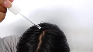 Anvisa proíbe xampu, tônico de crescimento capilar, parafina bronzeadora e mais cosméticos sem registro