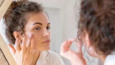 Usar cosméticos influenciado pelas redes sociais é mau negócio para a pele