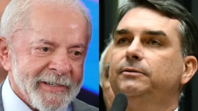 Lula e Flávio trocam farpas em primeiro programa eleitoral na TV