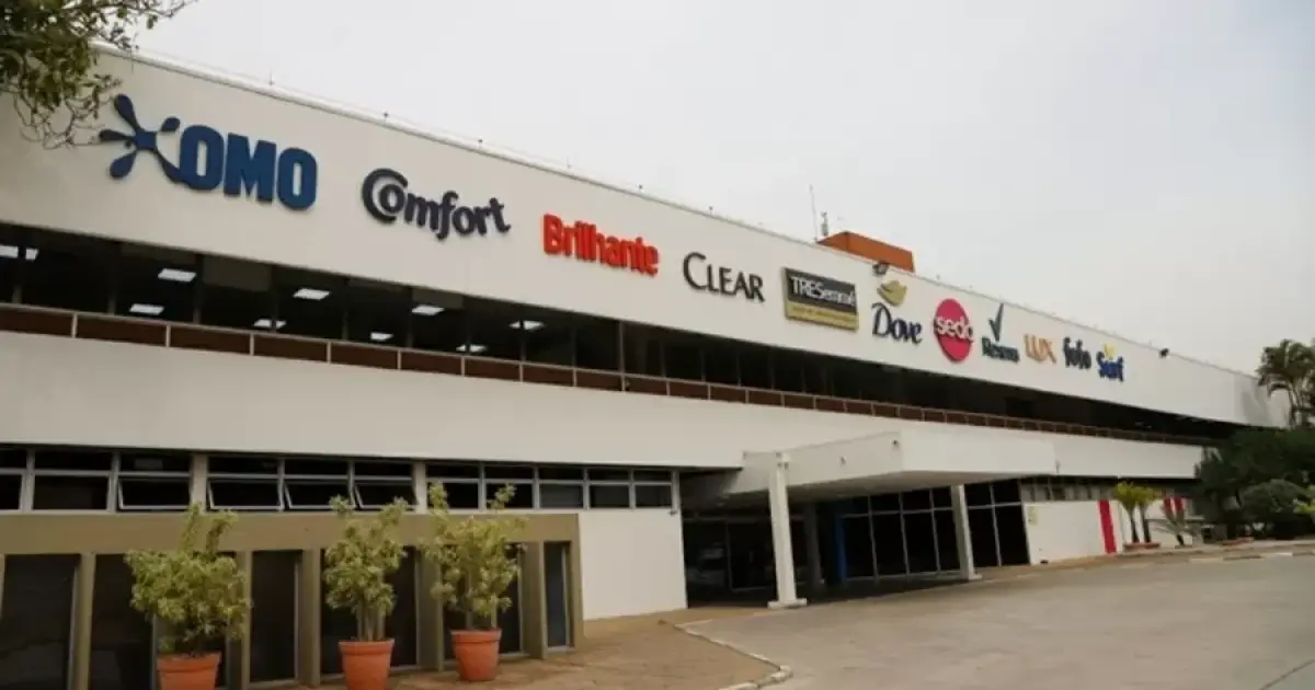 Omo e Comfort podem ser usados? Entenda suspensão que afeta fábrica da Unilever
