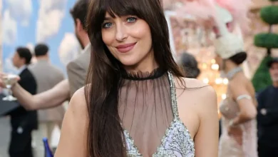 Dakota Johnson revela detalhes do casamento de Taylor Swift e Travis Kelce