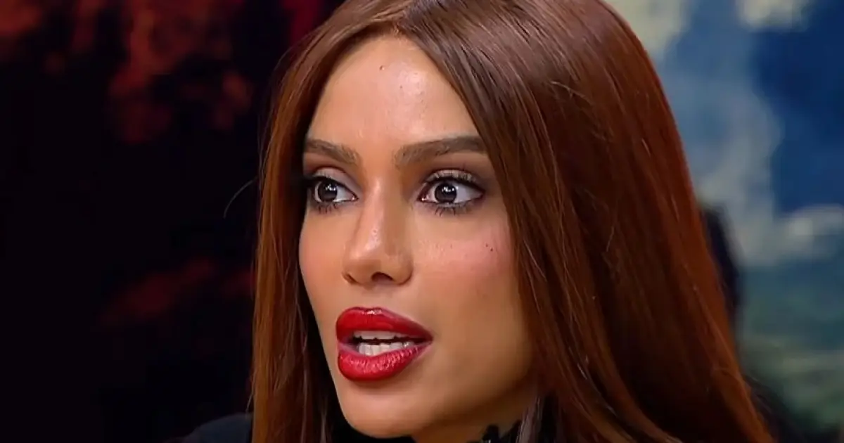 A razão para Anitta começar a fazer procedimentos estéticos