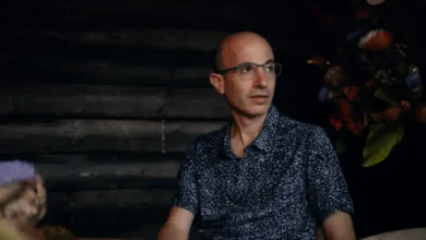 Autor de ‘Sapiens’, Yuval Noah Harari marca lançamento de seu novo livro para 2027