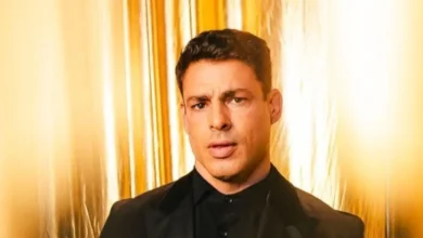As primeiras imagens de Cauã Reymond descamisado na série de Kim Kardashian no Disney+