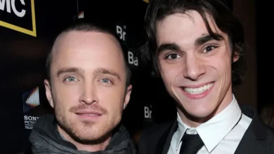 Astro de ‘Breaking Bad’, Aaron Paul homenageia RJ Mitte: ‘Um lindo jovem’