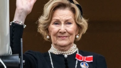 Rei da Noruega retira título de majestade da própria mãe